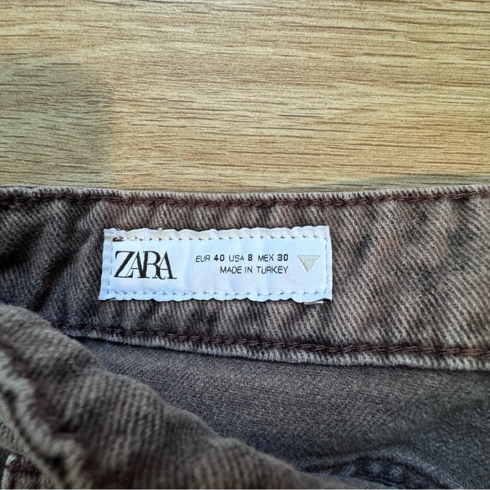Zara Brown Leopard-Print Wide Leg Jeans - Picture 2 of 9
